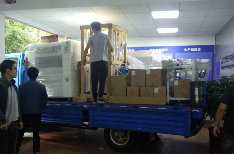 上?？蛻鬝MT設(shè)備專車送貨，貨到上門安裝調(diào)試